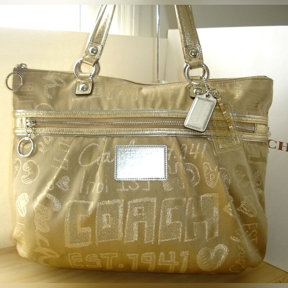 COACH STORYPATCH POPPY 15301 LIMITED EDITION TOTE - Picture 3 of 12